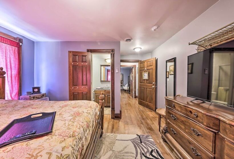 The Farm House  W/ Deck & Historic Charm!