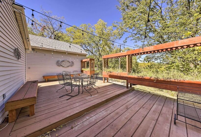 The Farm House  W/ Deck & Historic Charm!