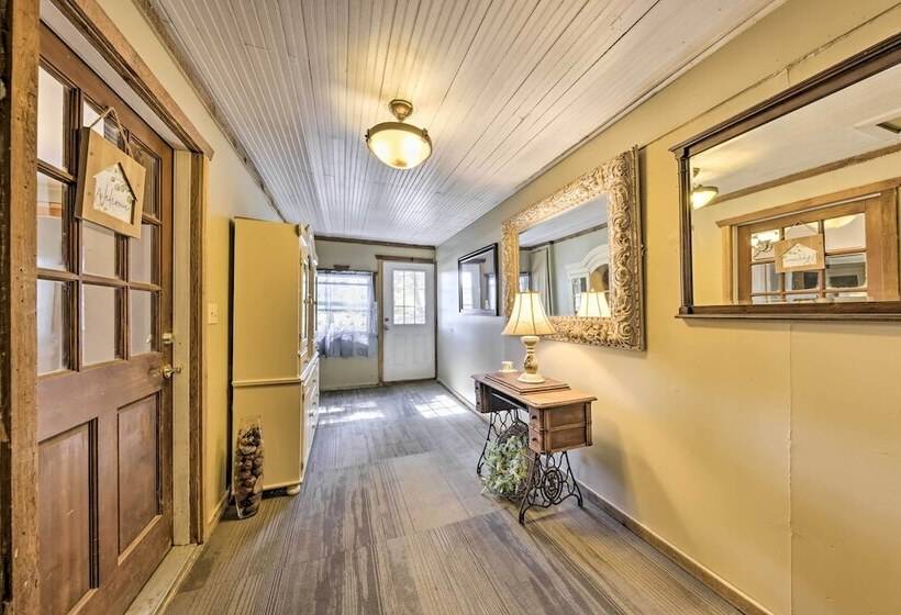 The Farm House  W/ Deck & Historic Charm!