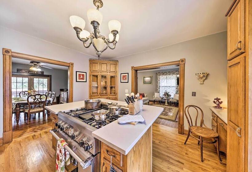 The Farm House  W/ Deck & Historic Charm!