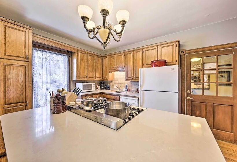 The Farm House  W/ Deck & Historic Charm!