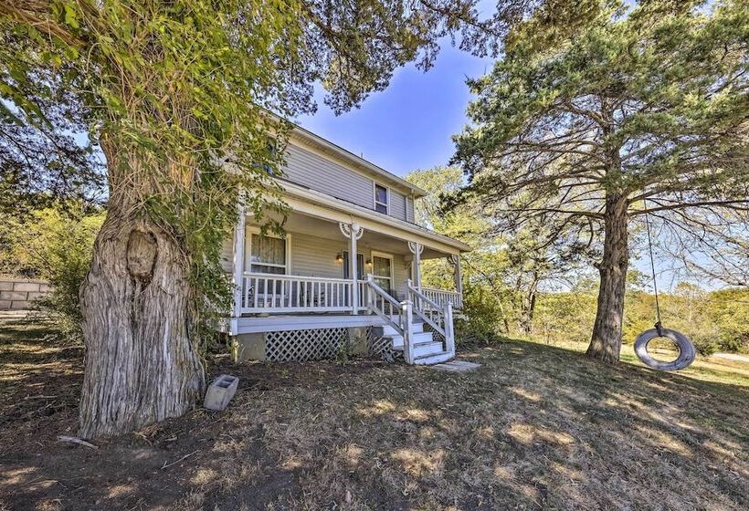 The Farm House  W/ Deck & Historic Charm!