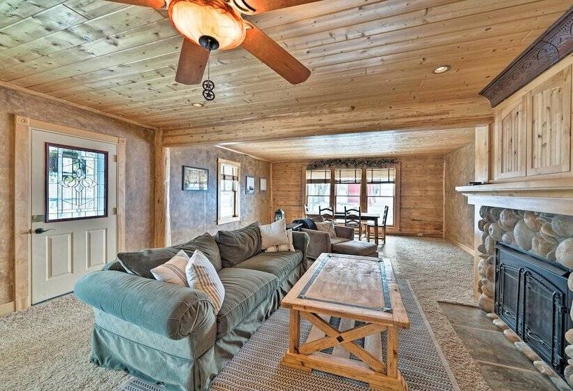 The Farmstead  On 10 Acres W/ Mountain Views!