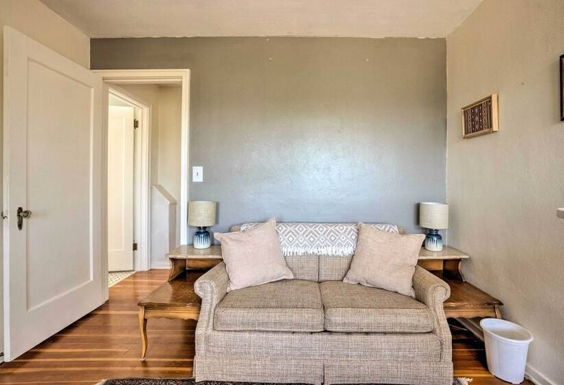 The Old Mccullough Home W/ Rooftop Deck, View