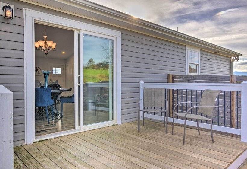 Unique Blue Ridge Haven, 12 Mi To Asheville!