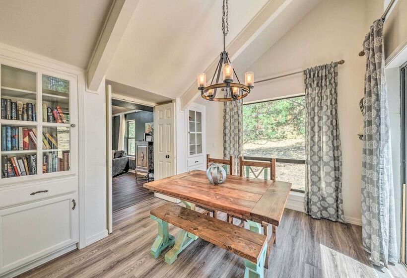 Unique & Modern Alto Home W/ Private Hot Tub!