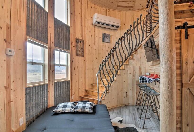 Unique Utah Tin Cabin W/ Mountain Views!
