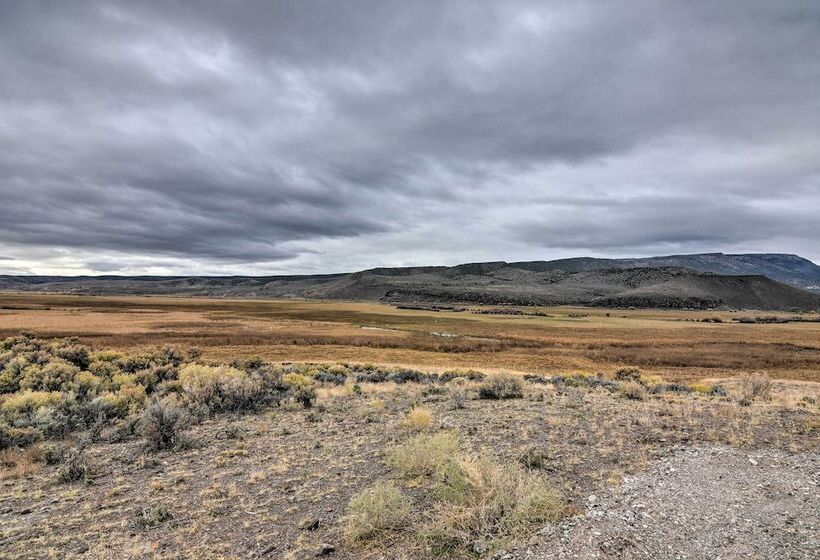Unique Utah Tin Cabin W/ Mountain Views!