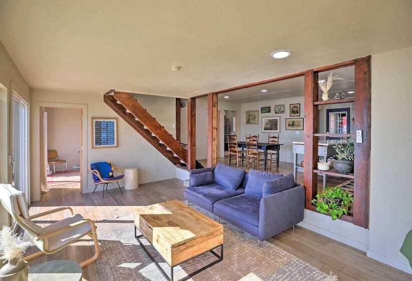 Lakefront Cabin W/ Hot Tub & Patio In Lake Norden