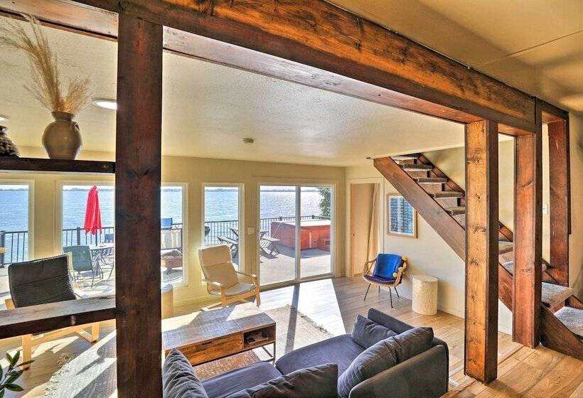 Lakefront Cabin W/ Hot Tub & Patio In Lake Norden