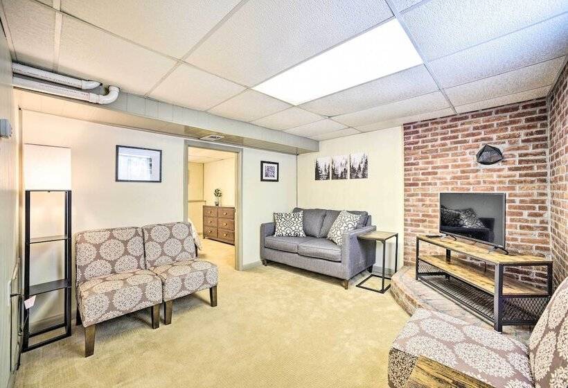 Updated Home In The Heart Of Saratoga Springs