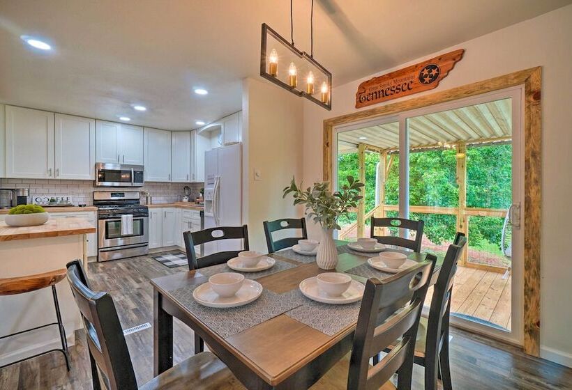 Updated Knoxville Home W/ Media Room + Patio!