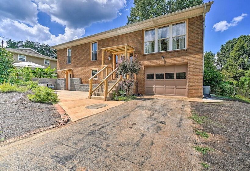 Updated Knoxville Home W/ Media Room + Patio!