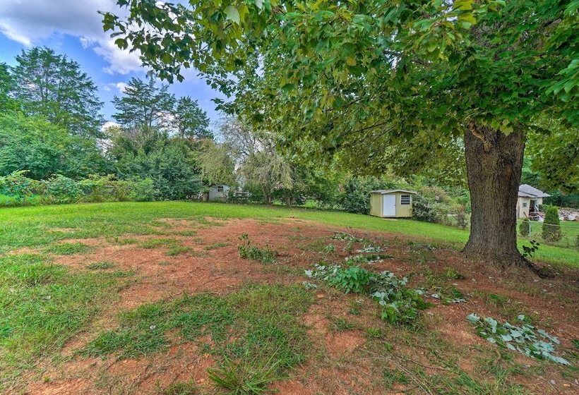 Updated Knoxville Home W/ Media Room + Patio!