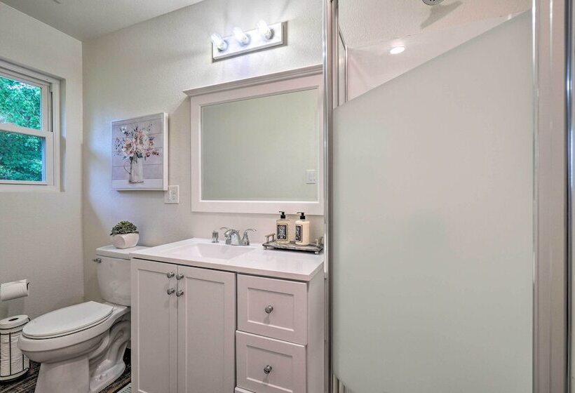 Updated Knoxville Home W/ Media Room + Patio!