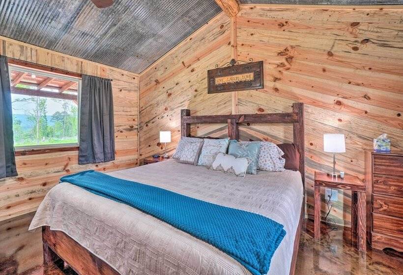 Updated Studio Cabin In Ozark W/ Yard & Mtn View