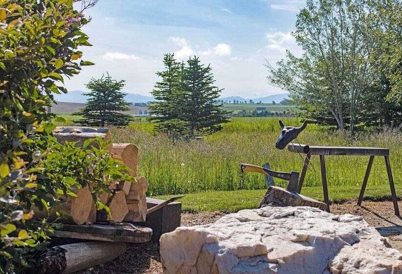 Bozeman Getaway On The Prairie W/ Patio & Grill