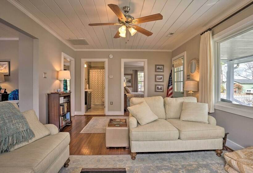 Urbanna Cottage W/ Private Yard & Water Views