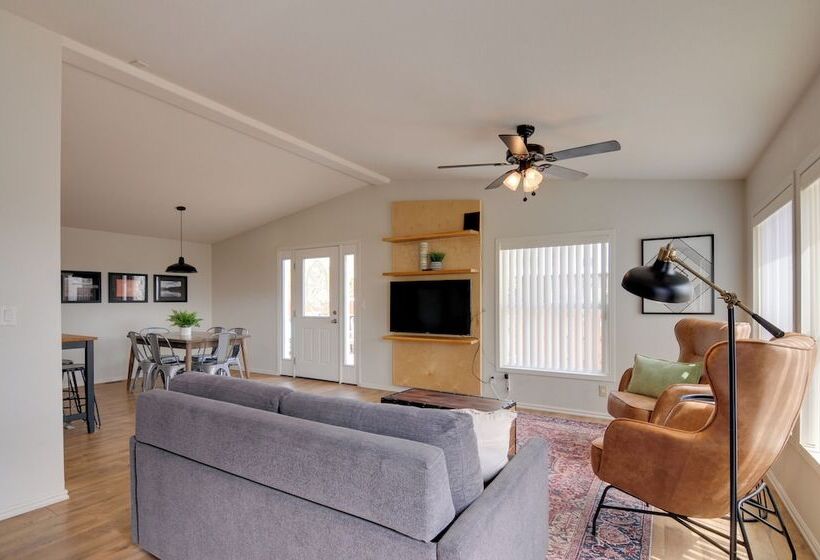 Utah Retreat   Hot Tub, Deck & Near National Parks