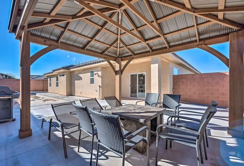 Utah Retreat W/ Heated Pool, Grill & Fire Pit!