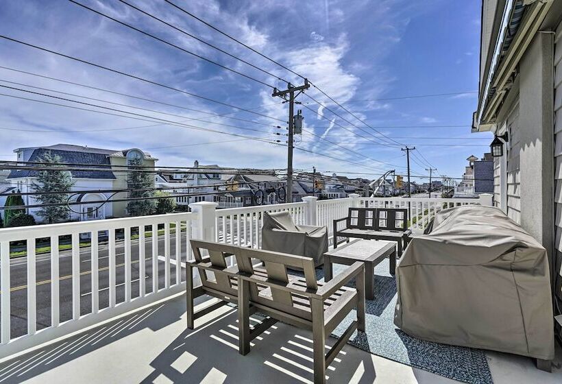 Ventnor City Retreat ~ 1 Block To Boardwalk!