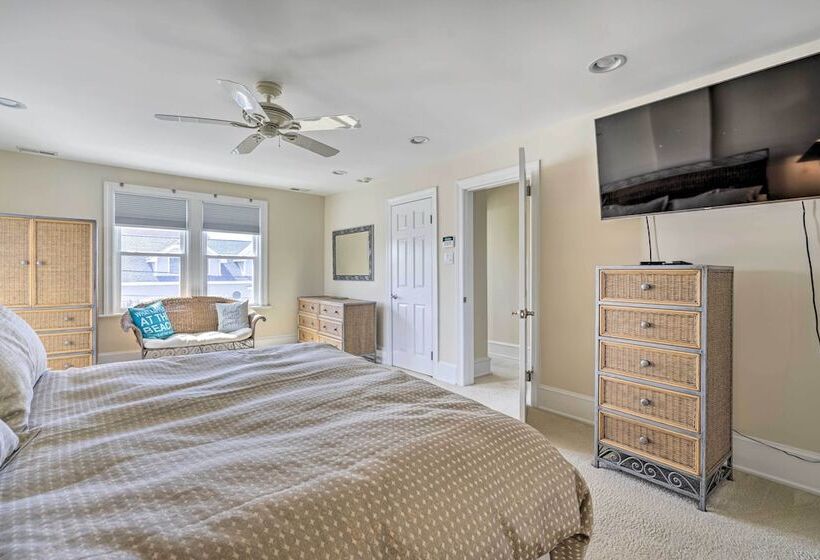 Ventnor City Retreat ~ 1 Block To Boardwalk!