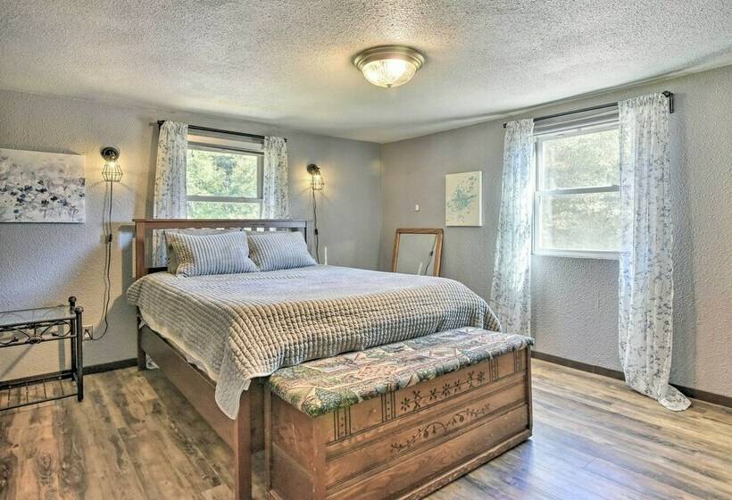 Washougal Country Escape Near Gorge Hikes!