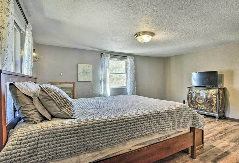 Washougal Country Escape Near Gorge Hikes!