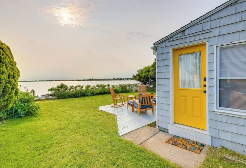 Waterfront Cottage W/ Sunroom + Patio & Grill