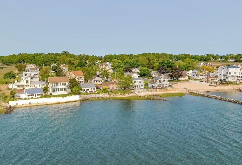 Waterfront Cottage W/ Sunroom + Patio & Grill