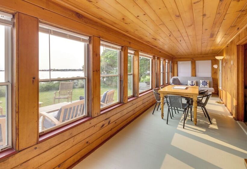 Waterfront Cottage W/ Sunroom + Patio & Grill