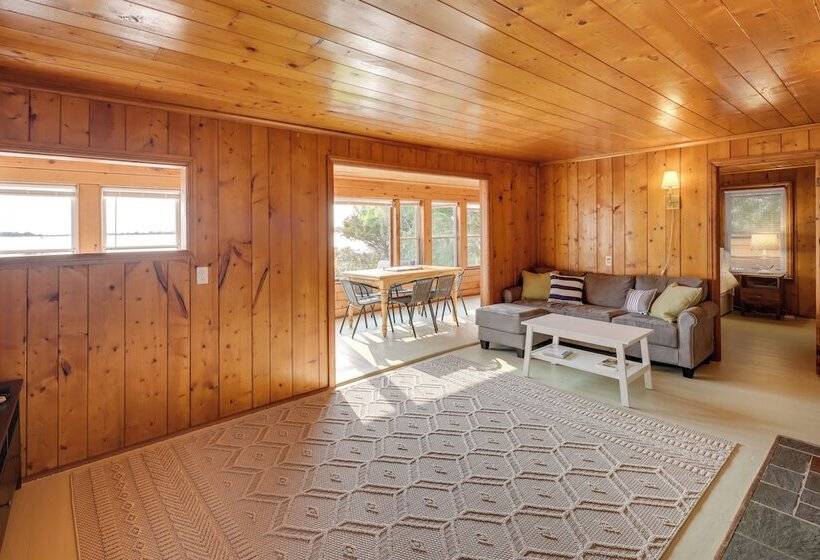 Waterfront Cottage W/ Sunroom + Patio & Grill