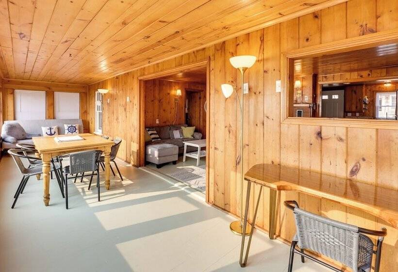 Waterfront Cottage W/ Sunroom + Patio & Grill