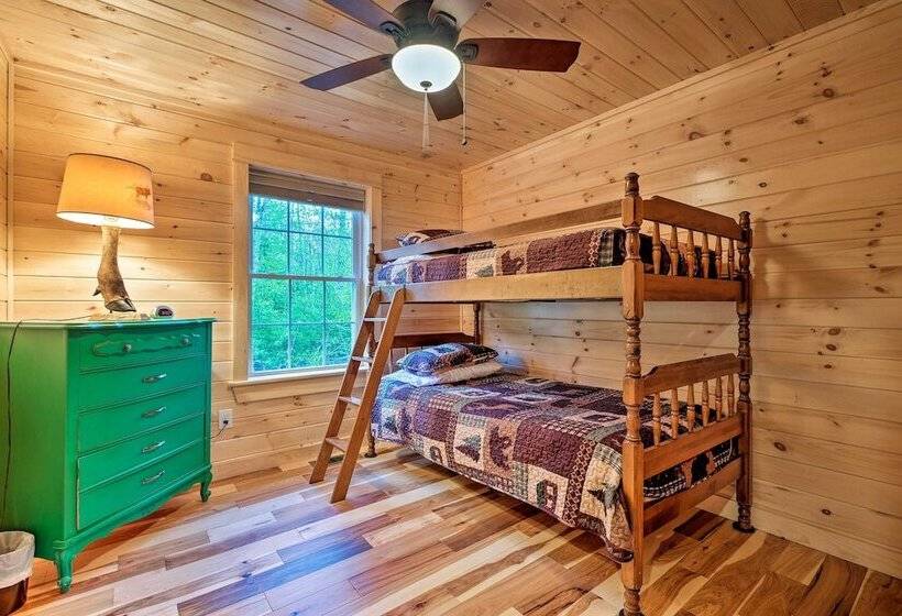 Waterfront Davis Pond Cabin W/ Dock + Kayaks!