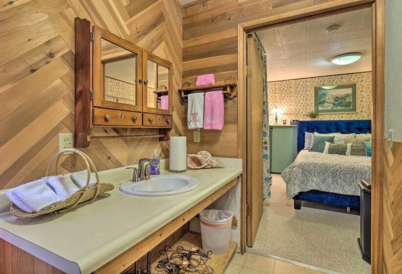 Waterfront House W/ Glacial Views   Near Downtown!