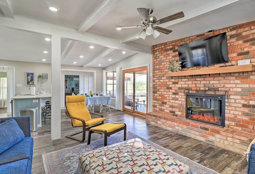 Private Dock   Waterfront Lake Brownwood Gem!