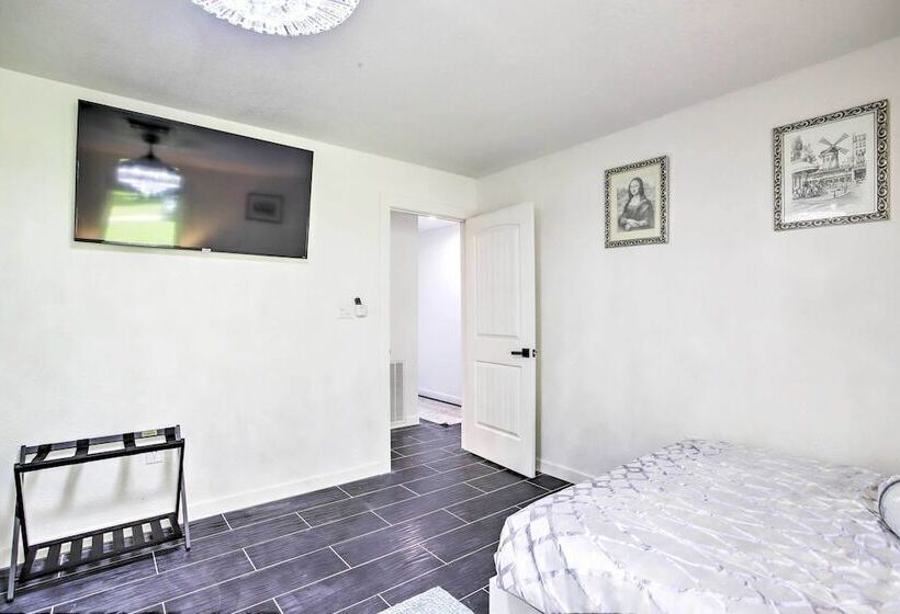 Waterfront Lake Home W/ Deck New Renovations!