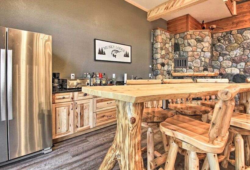 Waterfront Lake Mille Lacs Lodge W/ Deck + Grill!