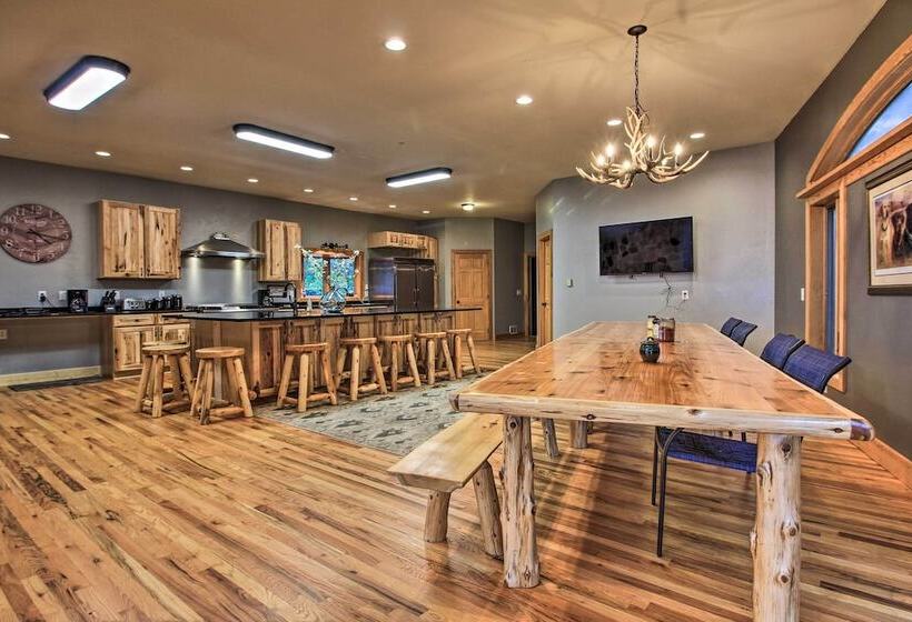 Waterfront Lake Mille Lacs Lodge W/ Deck + Grill!