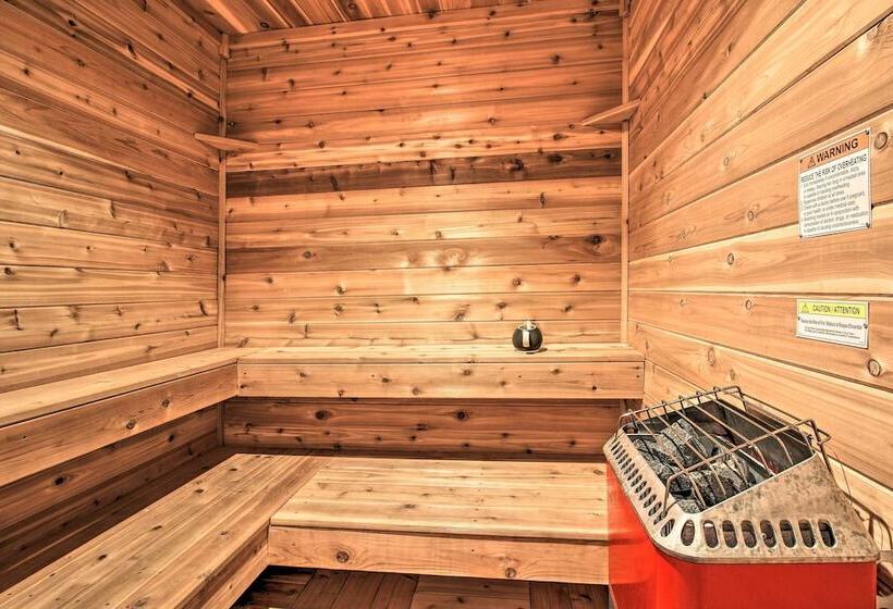 Waterfront Lake Mille Lacs Lodge W/ Deck + Grill!