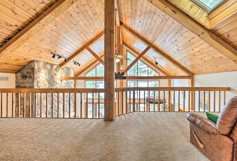 Waterfront Lake Tomahawk Cabin W/ Game Room!