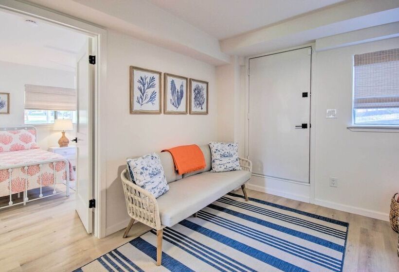 Waterfront Livingston Home W/ Dock & Porch!