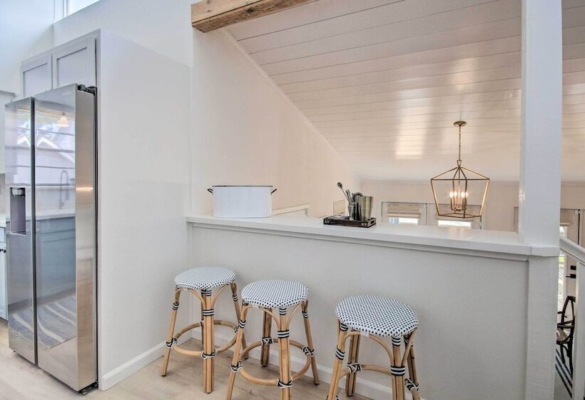 Waterfront Livingston Home W/ Dock & Porch!