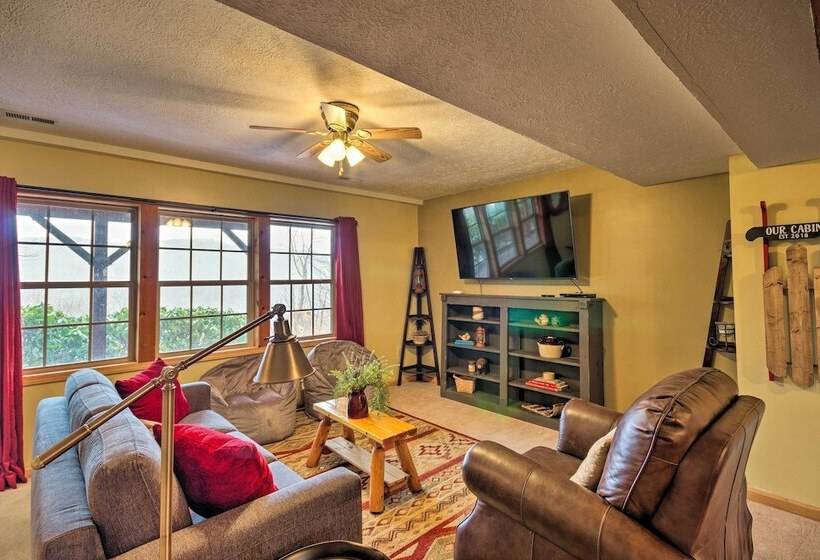 Waynesville Escape   Mtn Cabin Above The Clouds!