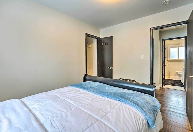 Westland Home ~ 20 Mi To Downtown Detroit!