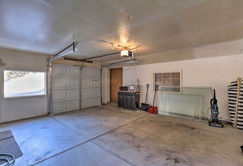 Wildmanor Ranch  Near Red Rocks W/ Hot Tub!