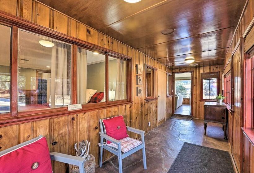 Wildmanor Ranch  Near Red Rocks W/ Hot Tub!