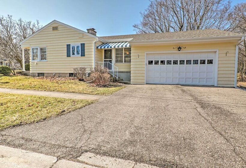 Williams Bay Retreat: Walk To Lake Geneva & Town!