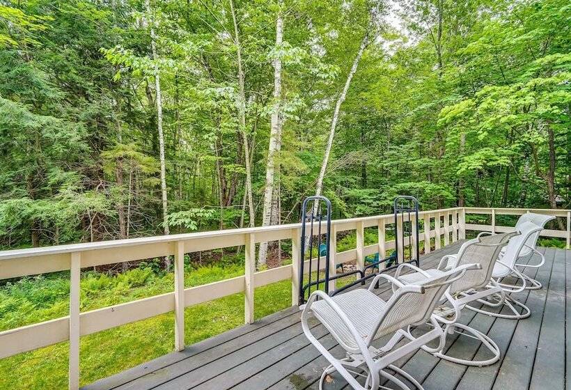 Woodsy Cabin W/ Fire Pit ~ 8 Mi To Mount Snow