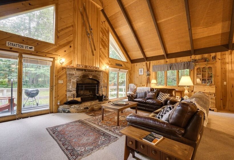 Woodsy Cabin W/ Fire Pit ~ 8 Mi To Mount Snow